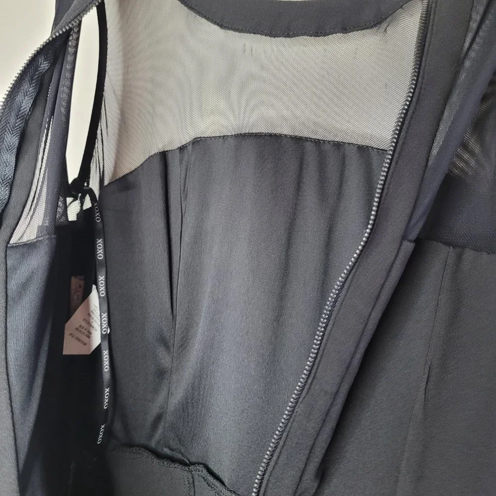 Nwt XOXO Jumpsuit Womens Black With Silver Beading Neckline Small Straight Leg - Picture 8 of 13